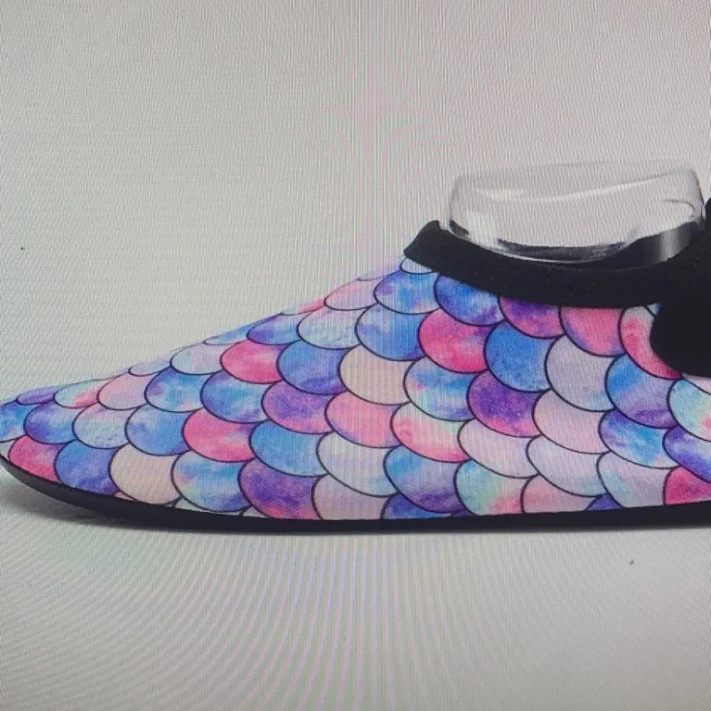 Girls barefoot water shoes gradient fish scale